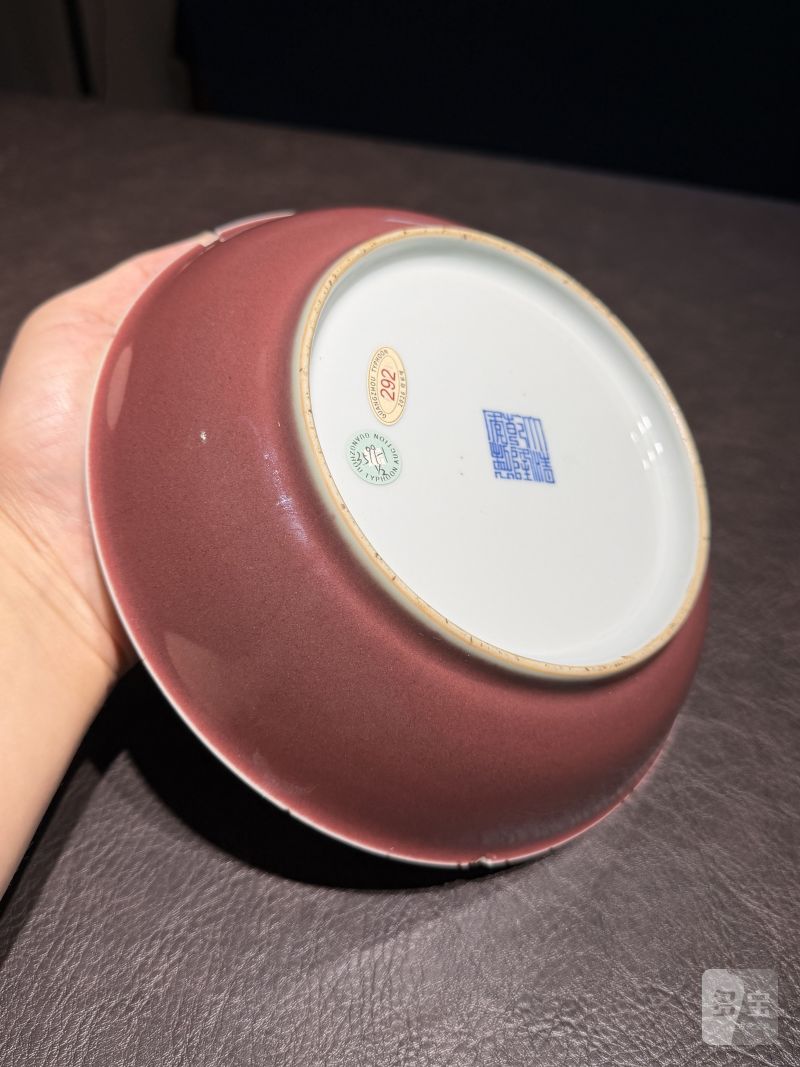 清乾隆 霁红釉盘一对 - 图10